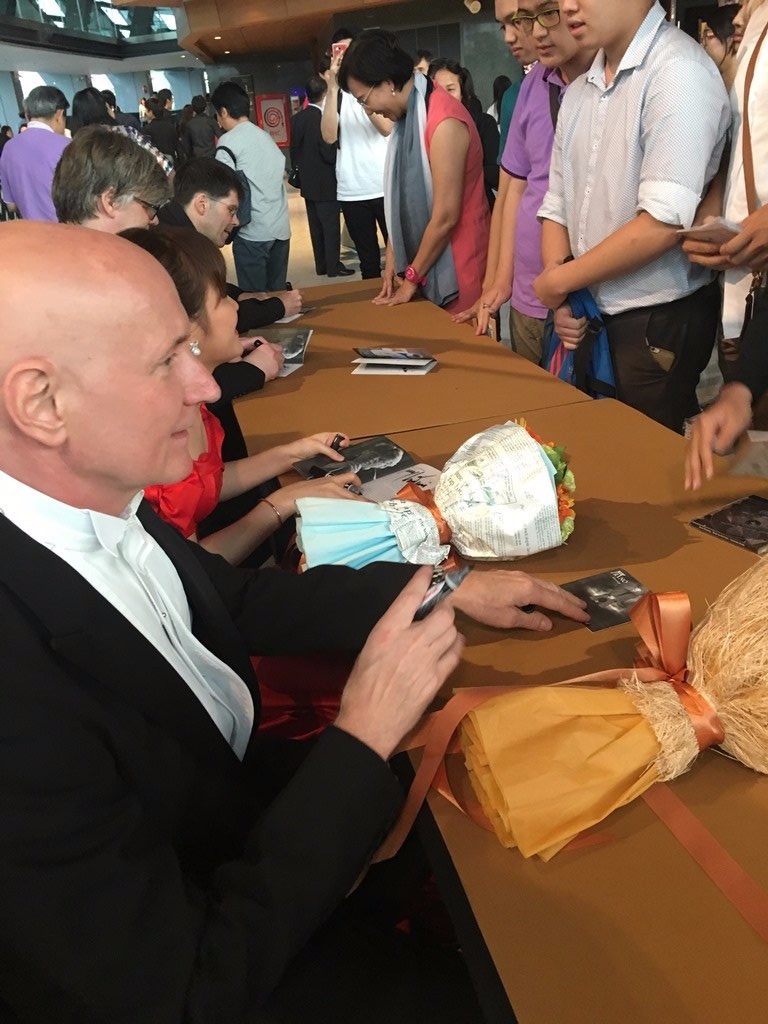 Arno Argos Raunig Carmina Burana Carl Orff Bangkok Autograph session 2016